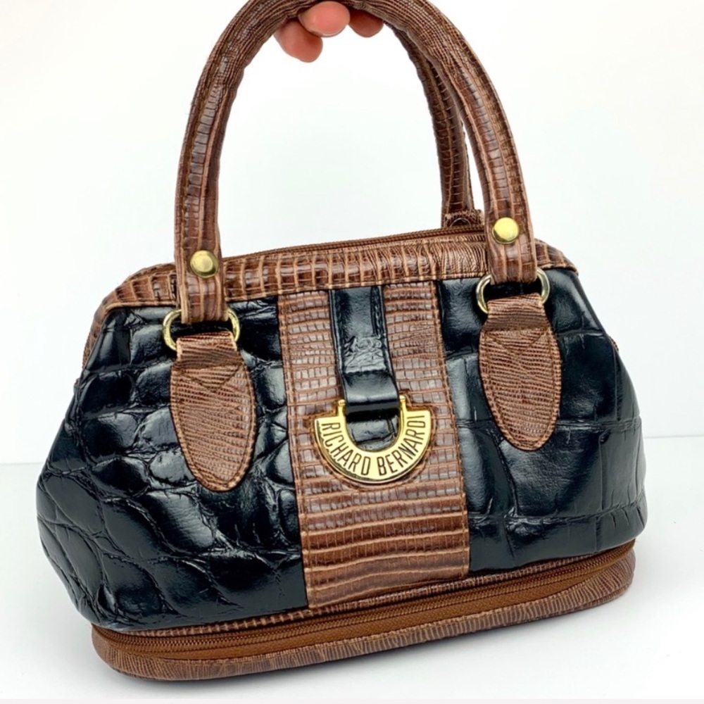 Richard Bernardi Black & Tan Crossbody Cometic Bag